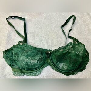 Victoria’s Secret Womens Lace Without Padding Underwire Push Up Bra Green 36C